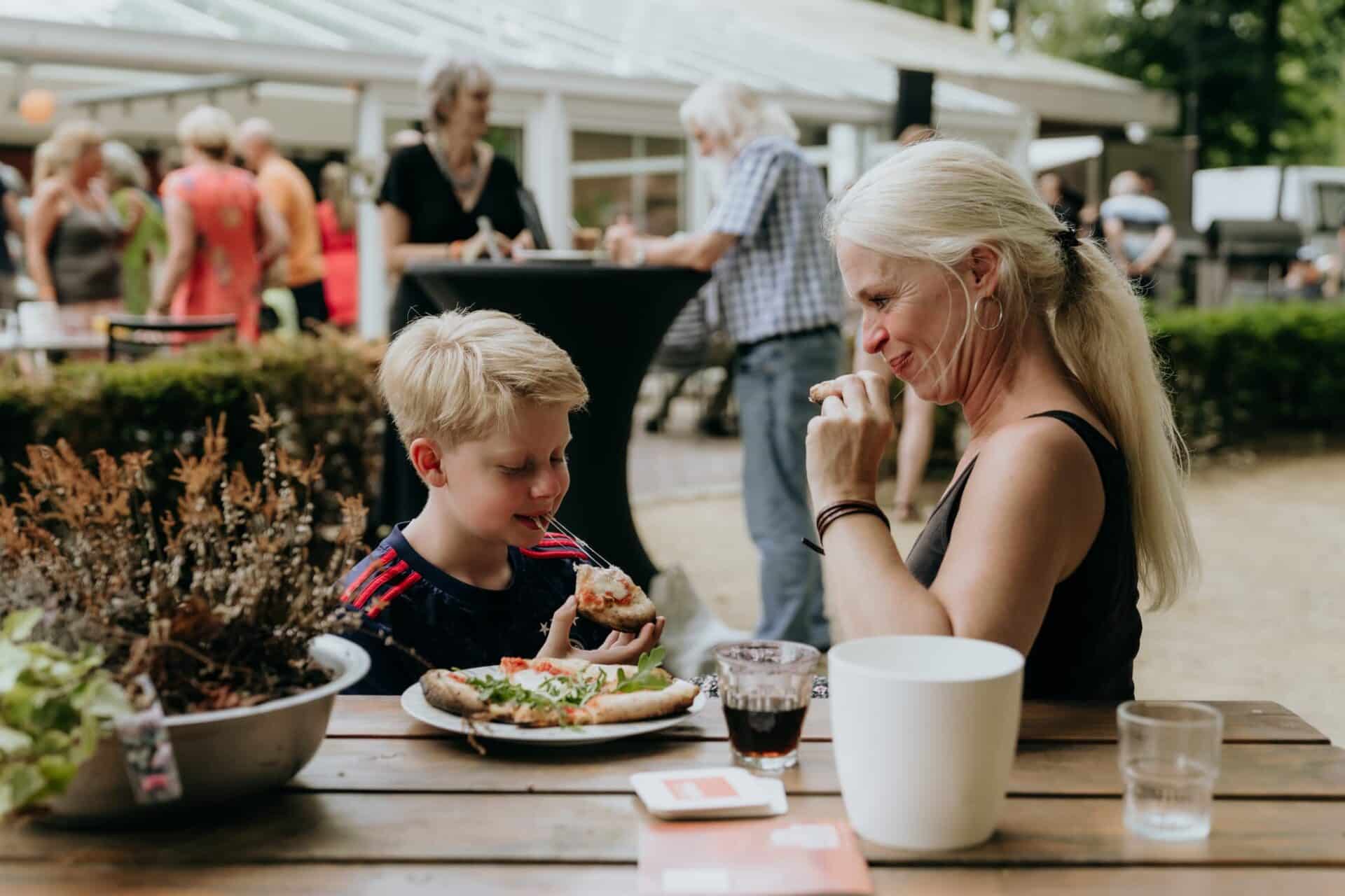 Catering de buurjongens de buurmeiden popup party